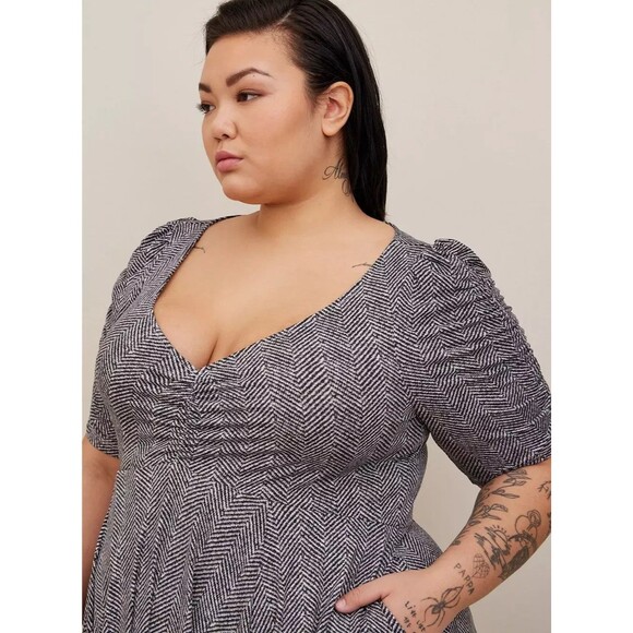 Torrid Mini Studio Knit Cinch Front Skater Dress Babydoll Size 6X Herringbone - Picture 3 of 11